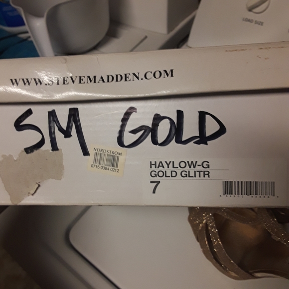 Steve Madden Haylow-G Gold Glitter Heels - Picture 5 of 5